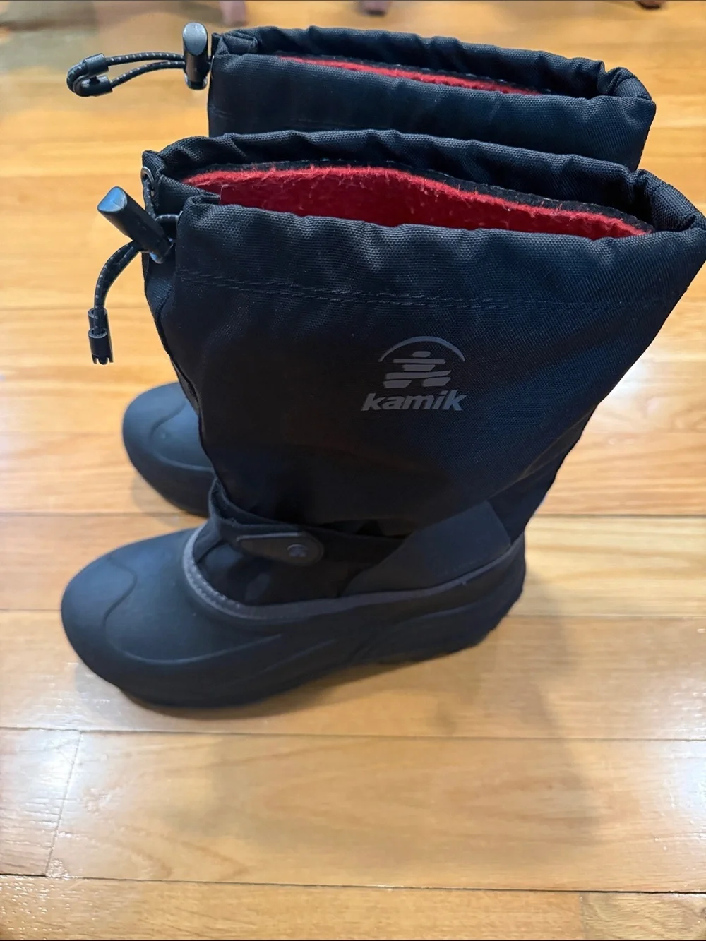 Kamik boys snowboots size 7 .